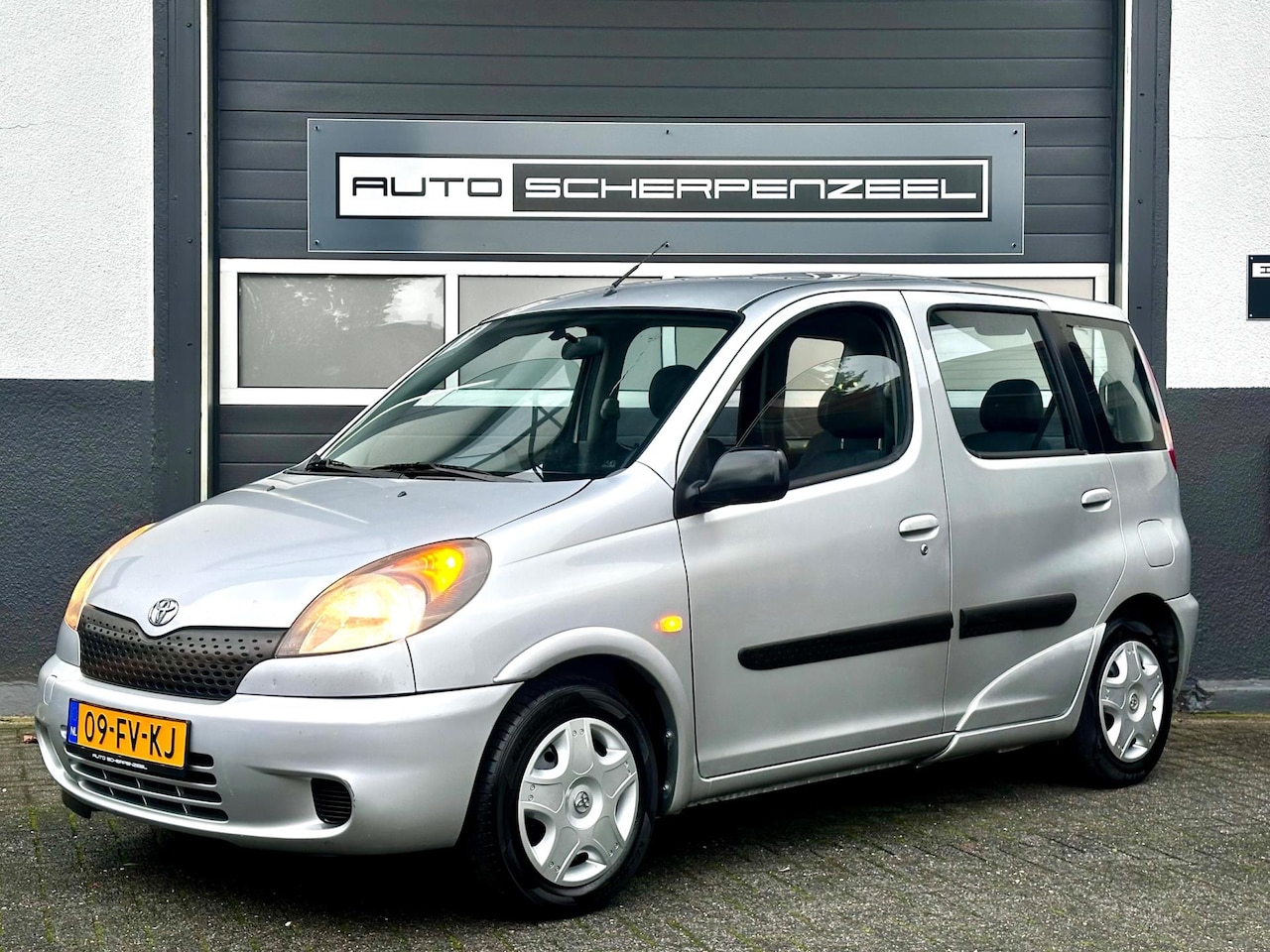 Toyota Yaris Verso - 1.3-16V VVT-i Luna E I AIRCO I MPV I RUIMi nl auto - AutoWereld.nl