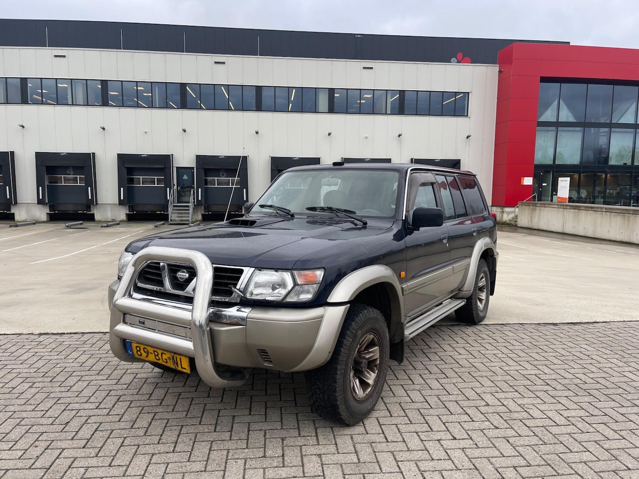 Nissan Patrol GR - 3.0 Di Sport voll B-stijl Automaat Airco 2003 - AutoWereld.nl