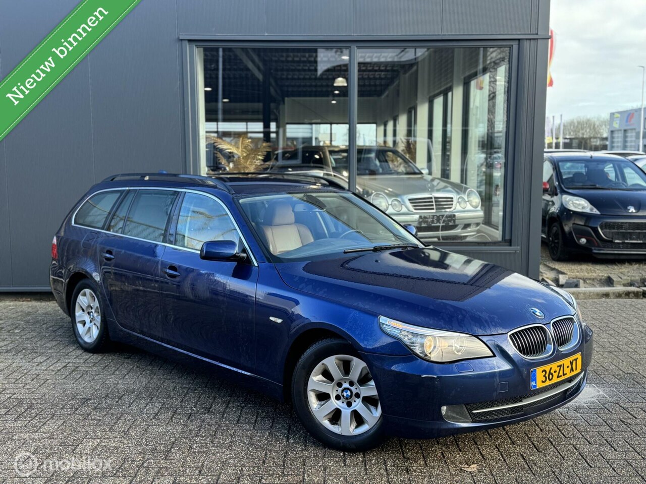 BMW 5-serie Touring - 523i Business Line 523i Business Line - AutoWereld.nl