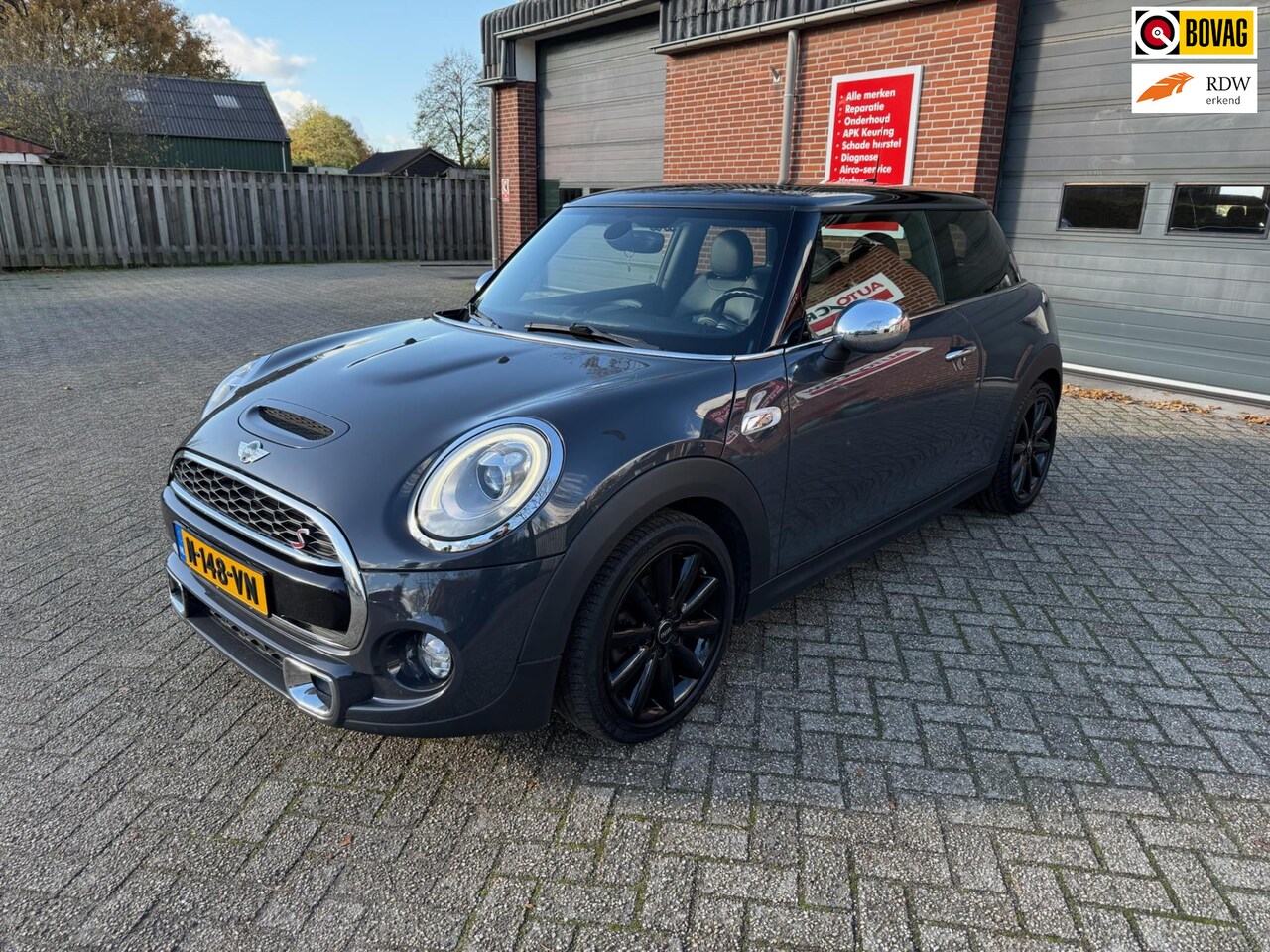 MINI Cooper S - Mini 2.0 Chili Serious Business Sport - AutoWereld.nl