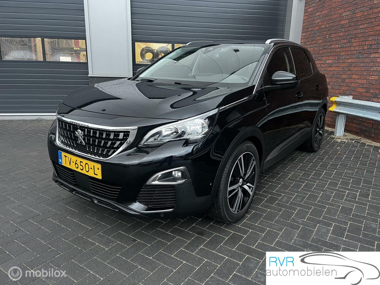 Peugeot 3008 - 1.2 PureTech Allure/AUTOMAAT/360CAMERA - AutoWereld.nl