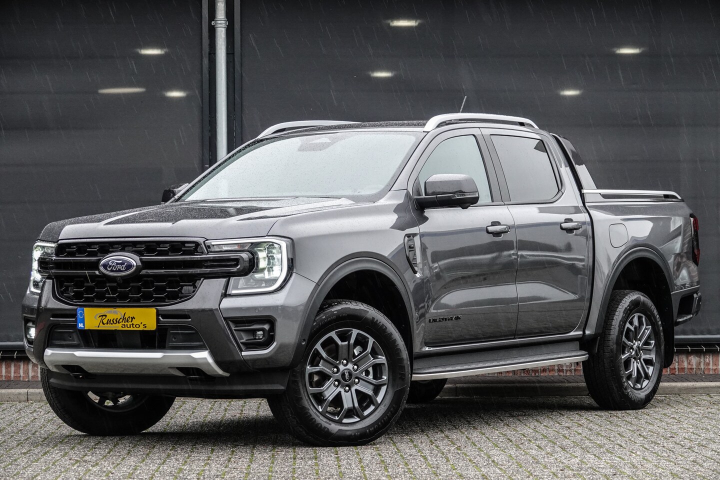 Ford Ranger - Wildtrak 3.0 V6 240Pk Aut. | Double Cab | 2-persoons | 3.500Kg trekgewicht | Grijs kenteke - AutoWereld.nl