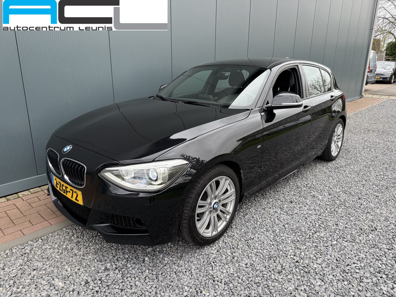 BMW 1-serie - 116i Executive M-Sportpakket 5-drs - AutoWereld.nl