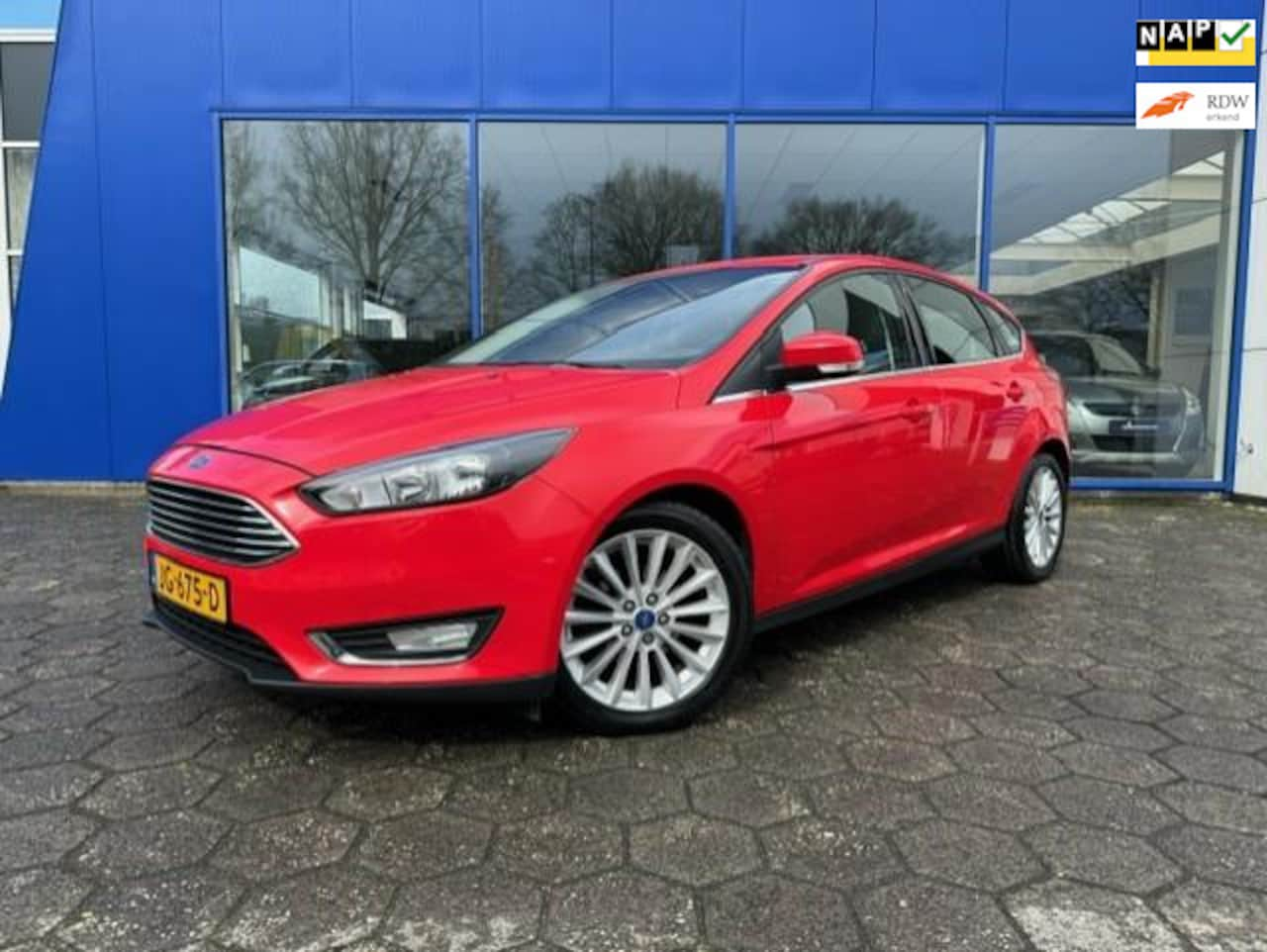 Ford Focus - 1.0 Titanium NAP - Clima - Elek. Ramen - AutoWereld.nl