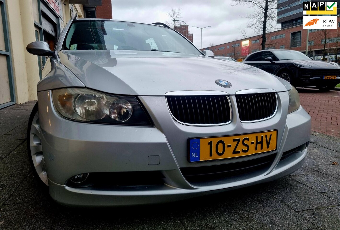 BMW 3-serie Touring - 320i Automaat PanoDak - AutoWereld.nl