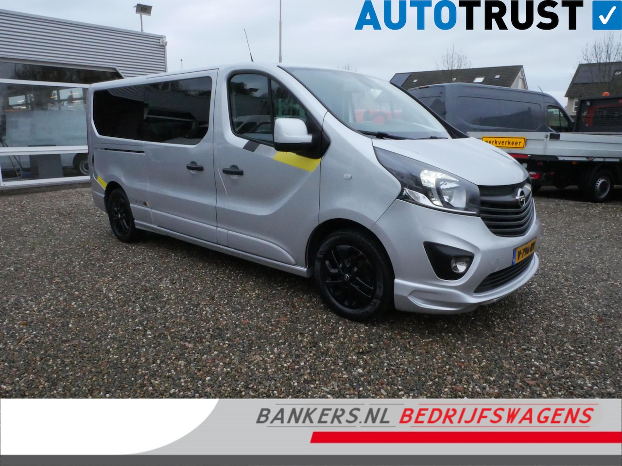 Opel Vivaro - 1.6 CDTI 145PK, L2H1, Dubbel Cabine, Airco, Irmscher uitvoering, 2 x Schuifdeur, Volle bak - AutoWereld.nl