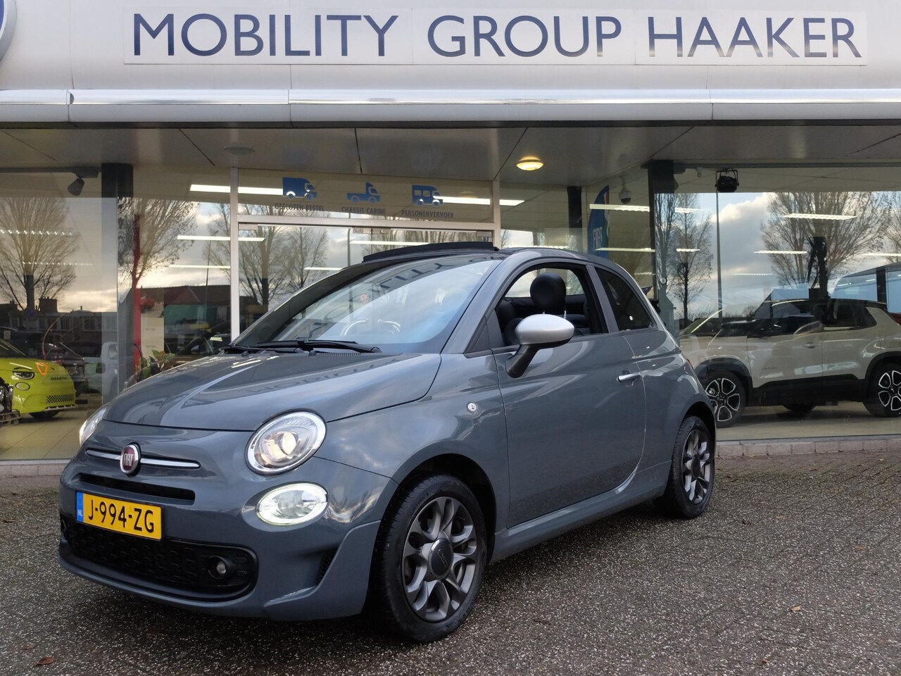 Fiat 500 C - 1.0 Hybrid Rockstar Cabrio Carplay PDC Sport Stoelen - AutoWereld.nl