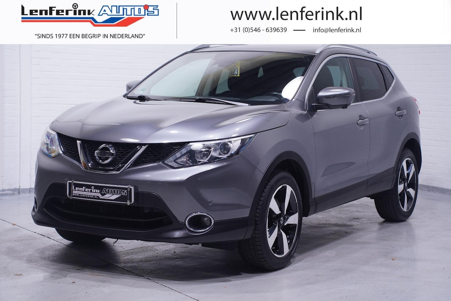 Nissan Qashqai - 1.2 Connect Edition Navi Clima Panodak 360 Camera PDC v+a Trekhaak - AutoWereld.nl