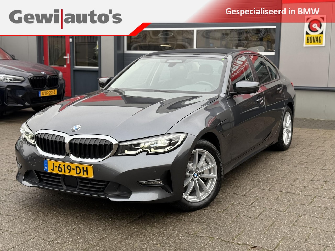 BMW 3-serie - 330e eDrive High Exec.Edition - AutoWereld.nl