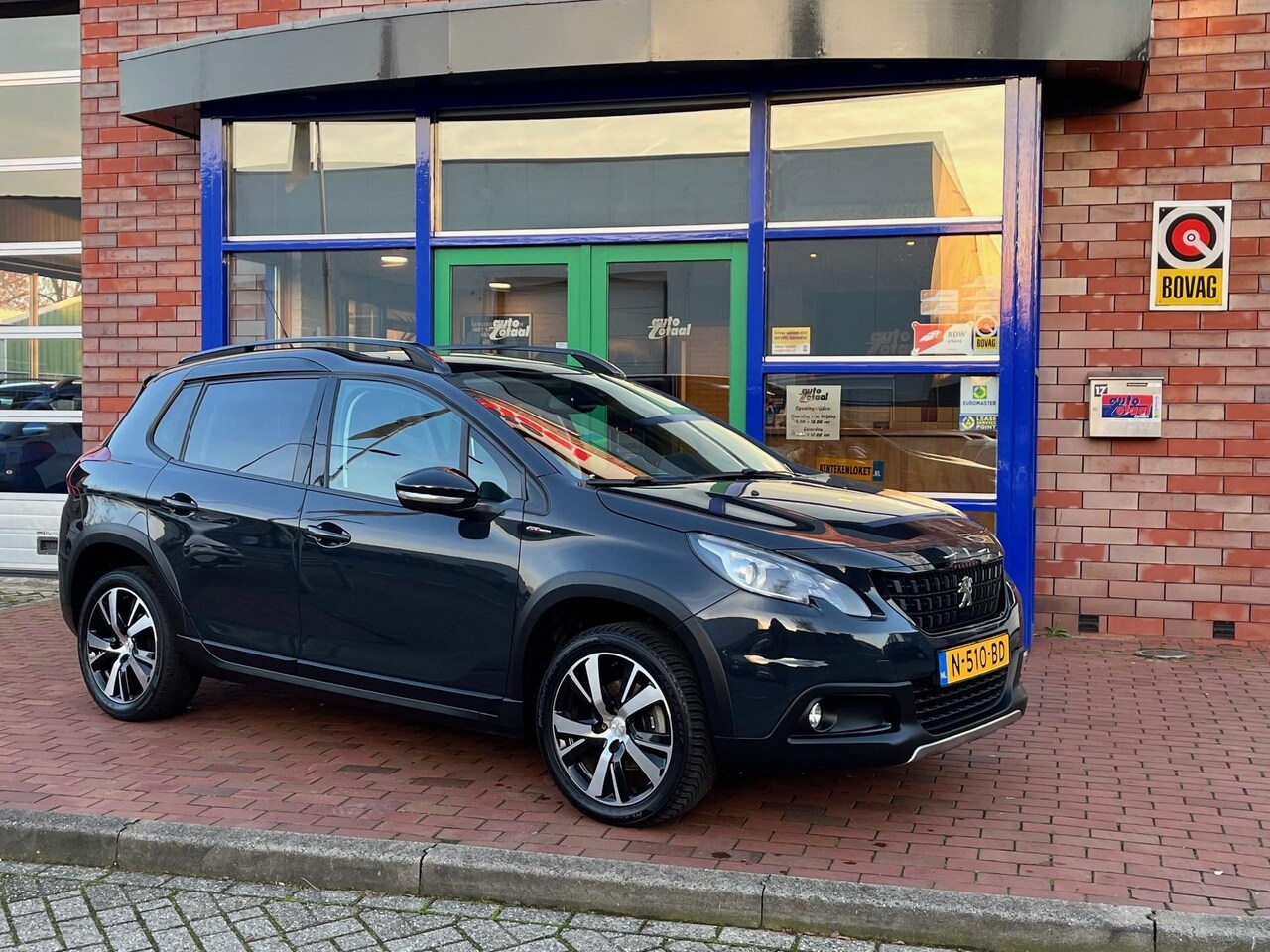 Peugeot 2008 - 1.2 PureTech GT-Line 1.2 PureTech GT-line - AutoWereld.nl