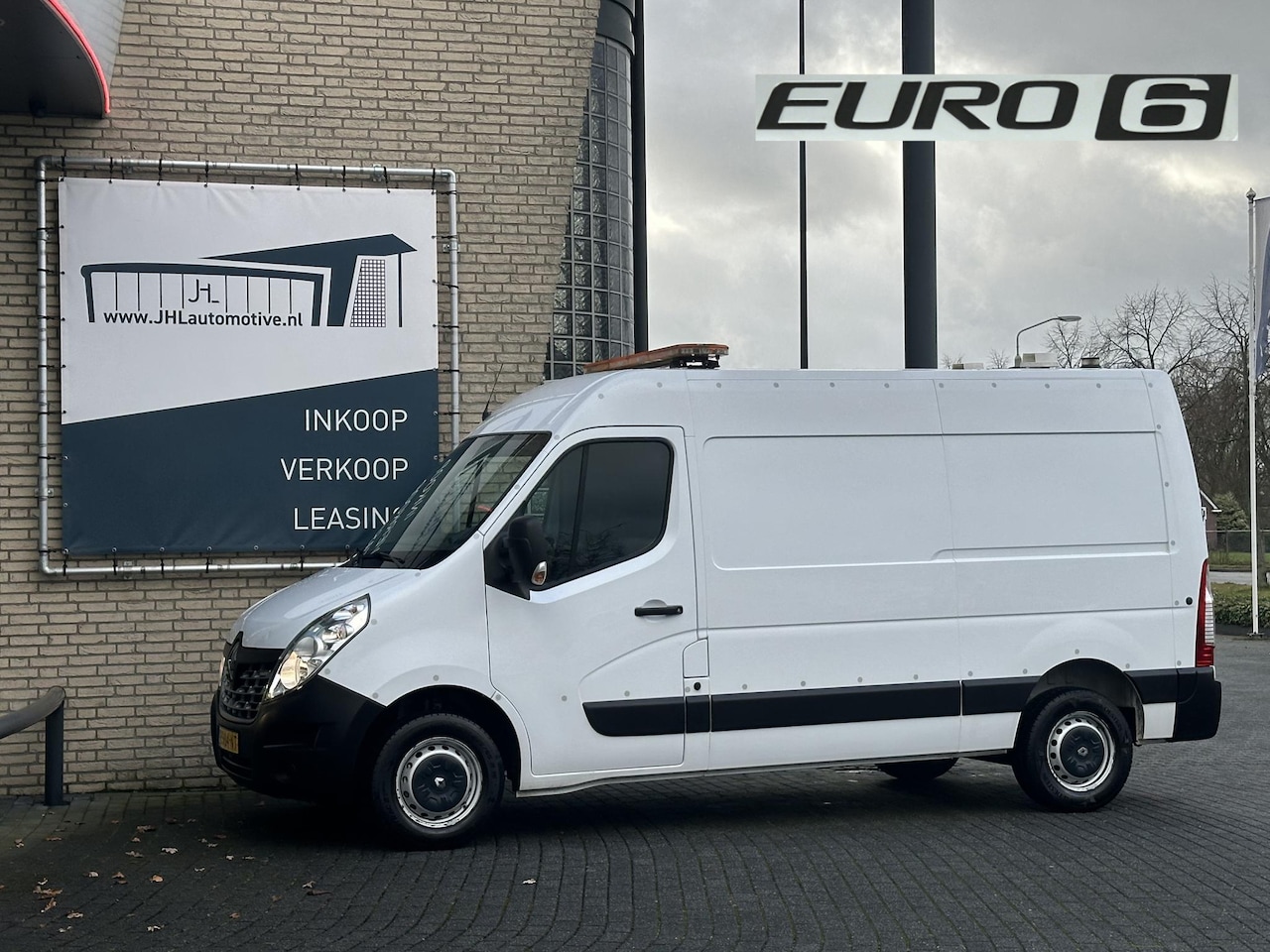 Renault Master - T35 2.3 dCi L2H3 Energy*HAAK*NAVI*A/C*CRUISE* - AutoWereld.nl