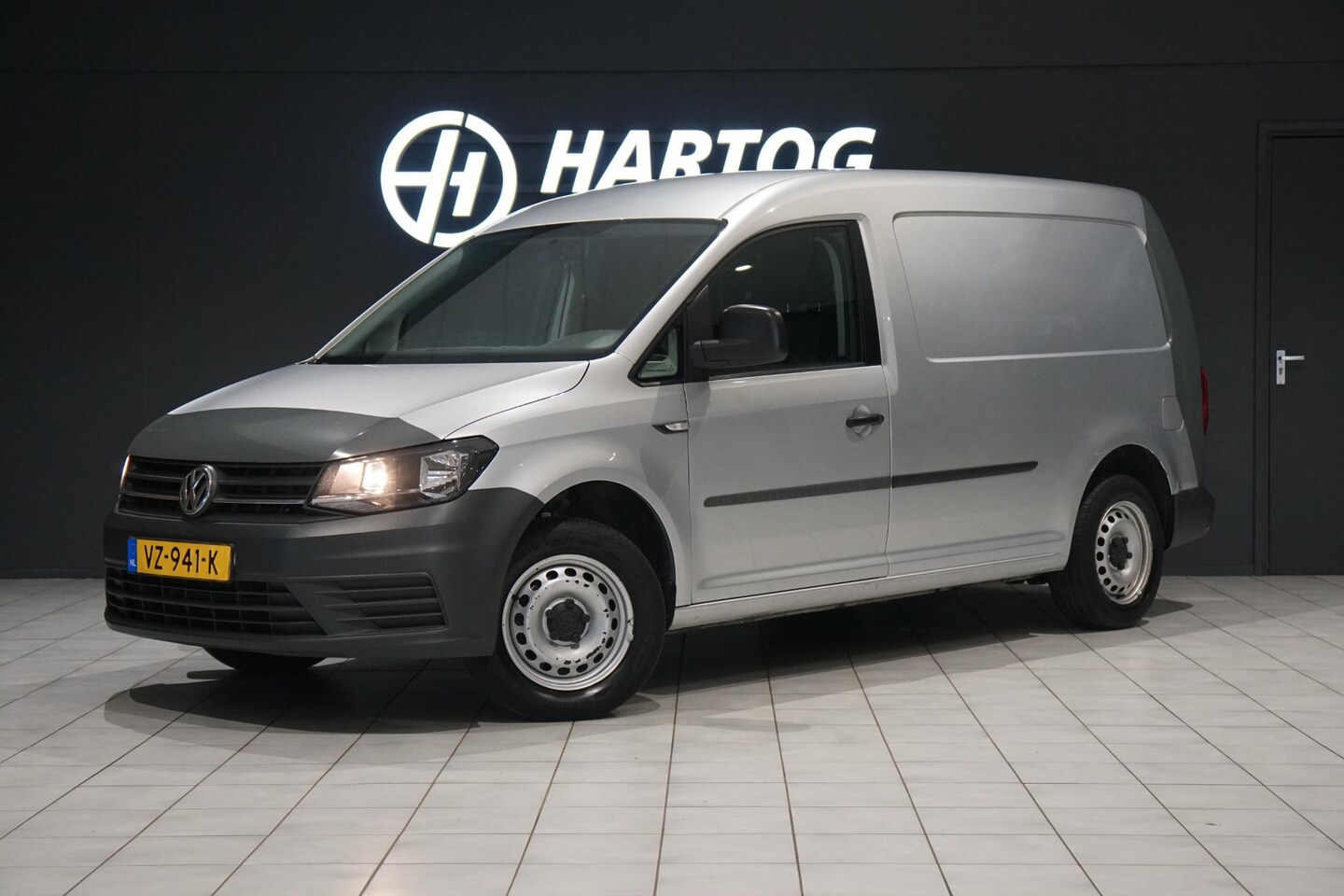 Volkswagen Caddy Maxi - 1.6 TDI L2H1 Trendline DEALER ONDERHOUDEN + CRUISE CONTROL - AutoWereld.nl