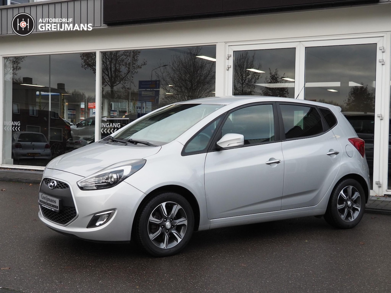 Hyundai ix20 - 1.6i Automaat| Cruise Controle| Navi| Trekhaak - AutoWereld.nl