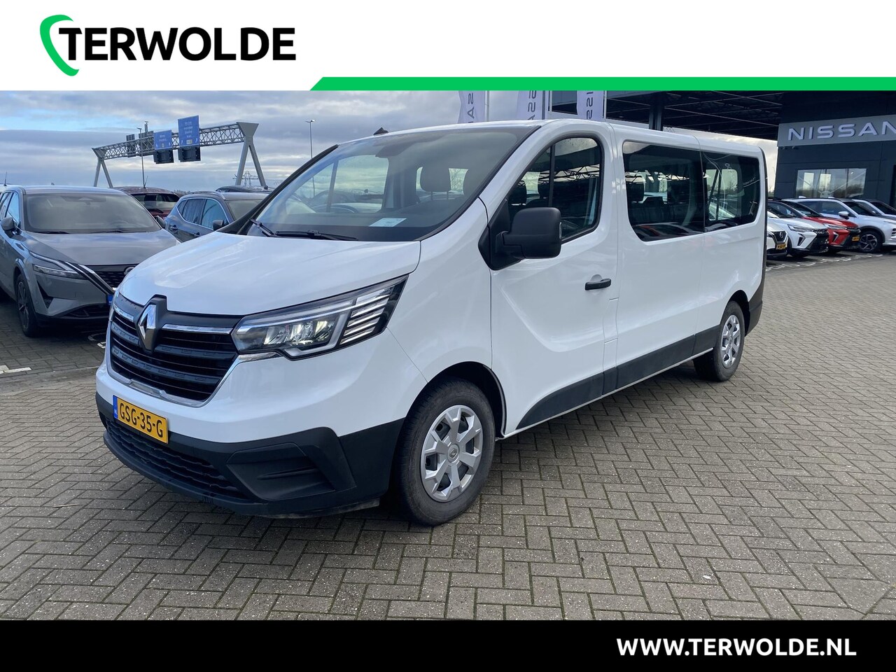 Renault Trafic Combi - Life L1 Blue dCi 110 S&S | 9 Persoons | - AutoWereld.nl