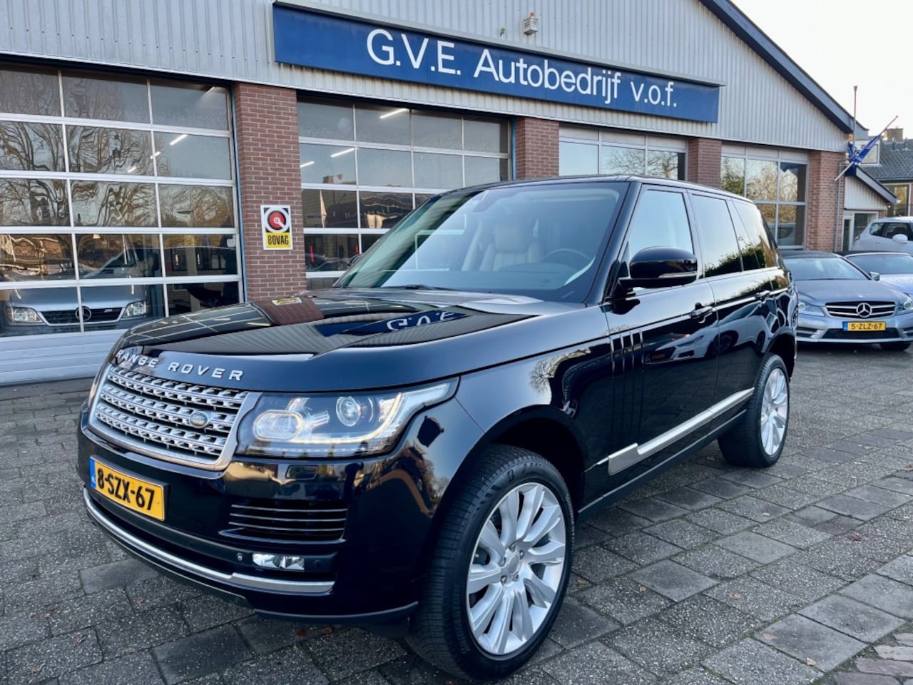 Land Rover Range Rover - 3.0 TDV6 Vogue 3.0 TDV6 VOGUE - AutoWereld.nl