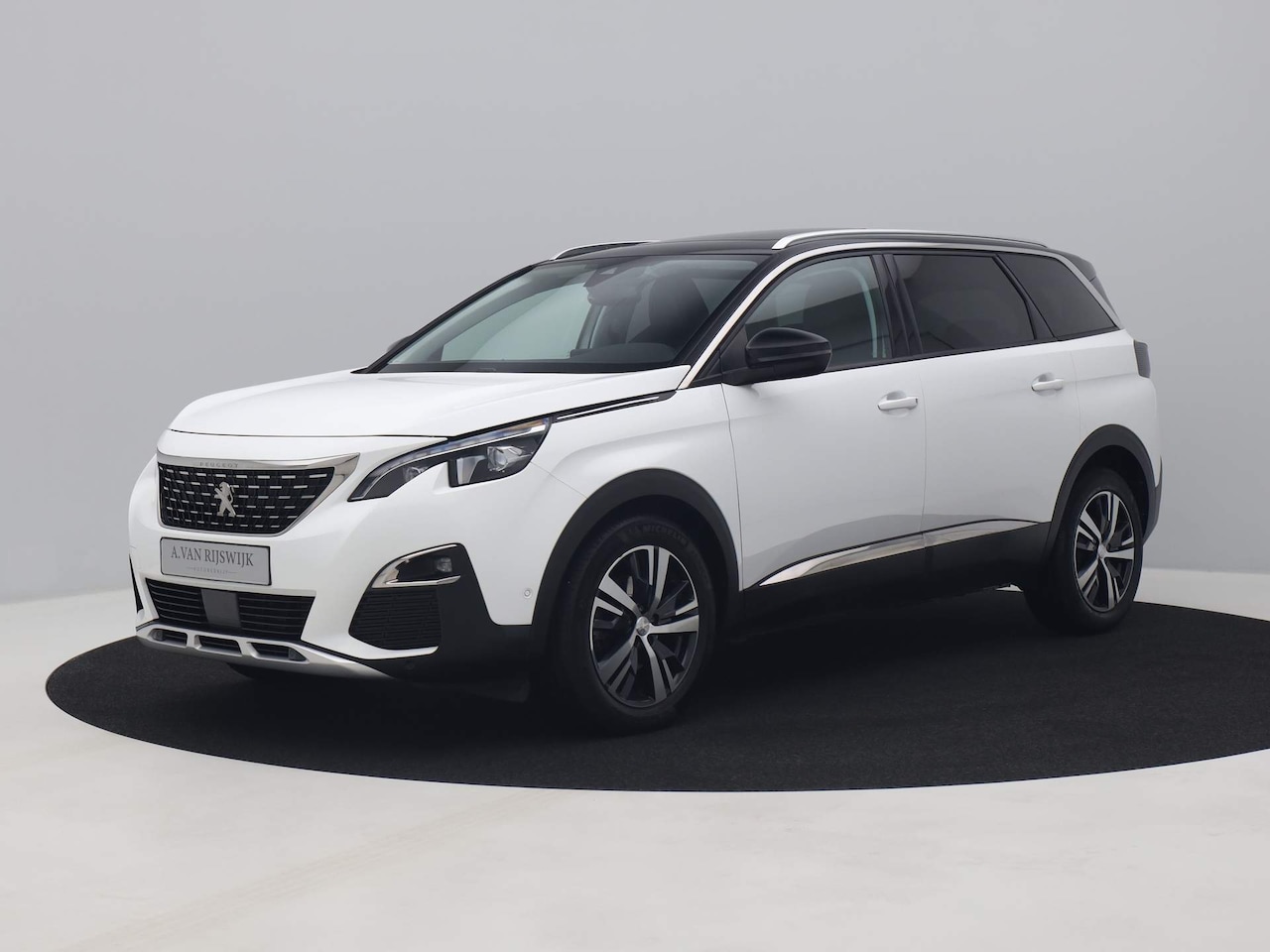 Peugeot 5008 - 1.2 PureTech 130 PK Automaat Allure 7-Pers. | PANO  | CAMERA | LEDER - AutoWereld.nl