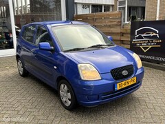 Kia Picanto - 1.0 LXE zo meenemen rijd en schakelt goed