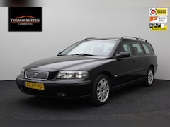 Volvo V70 - 2.4 Comfort Line 2001 NAP | Airco | Automaat | Cruise | Trekhaak | Lederen bekleding | Ele