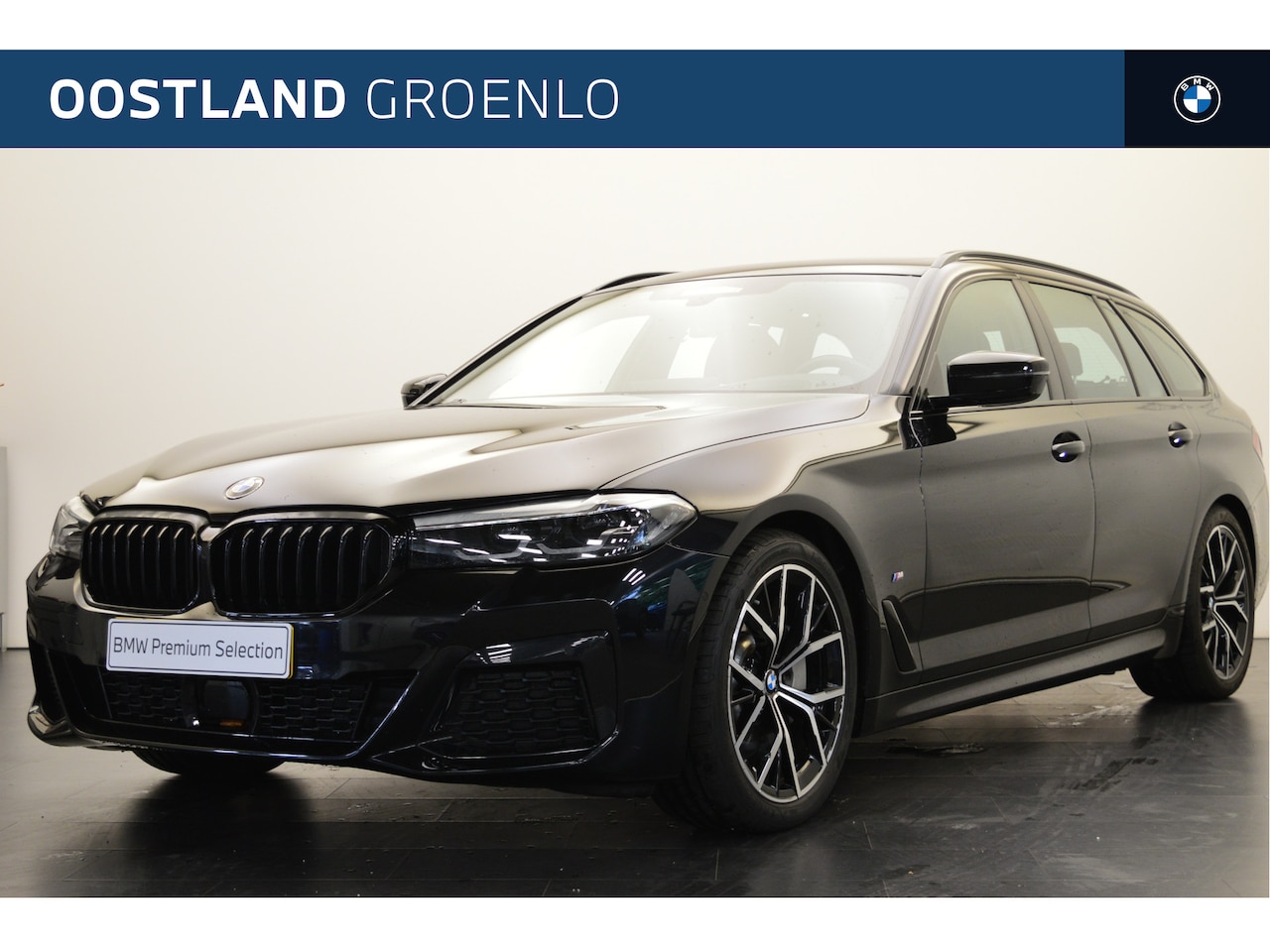 BMW 5-serie Touring - 530i High Executive M Sport Automaat / Panoramadak / Trekhaak / Stoelventilatie / Comfort - AutoWereld.nl