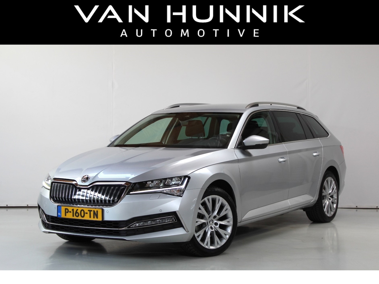 Skoda Superb Combi - 1.4 TSI iV Business Edition Plus 1.4 TSI iV Business Edition Plus Cam | Memory | - AutoWereld.nl