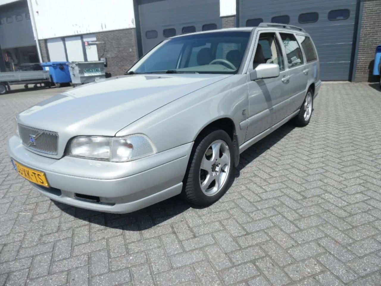 Volvo V70 - 2.4 Europa Exclusive 2.4 Europa Exclusive - AutoWereld.nl