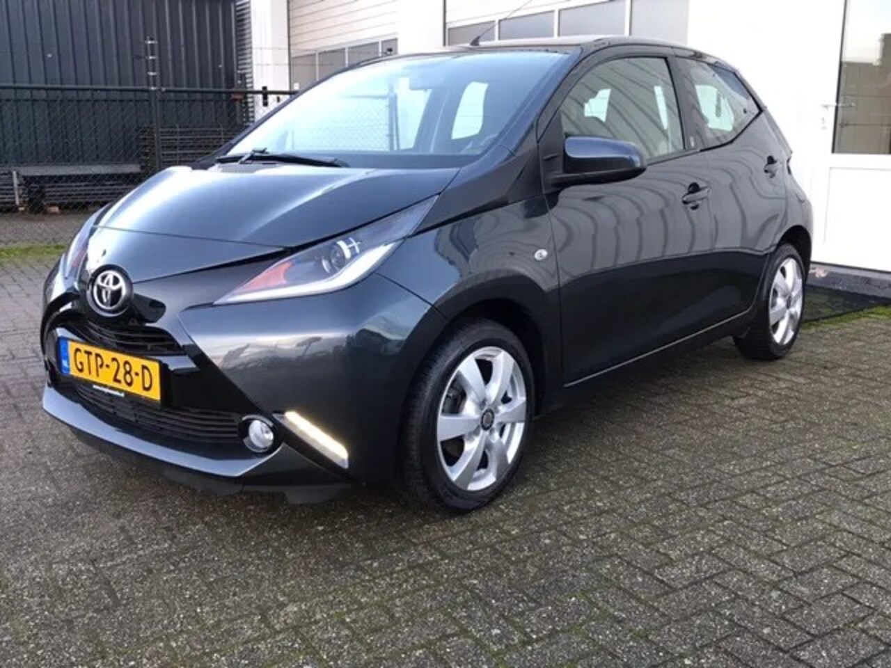 Toyota Aygo - 1.0 VVT-i Team automaat - AutoWereld.nl