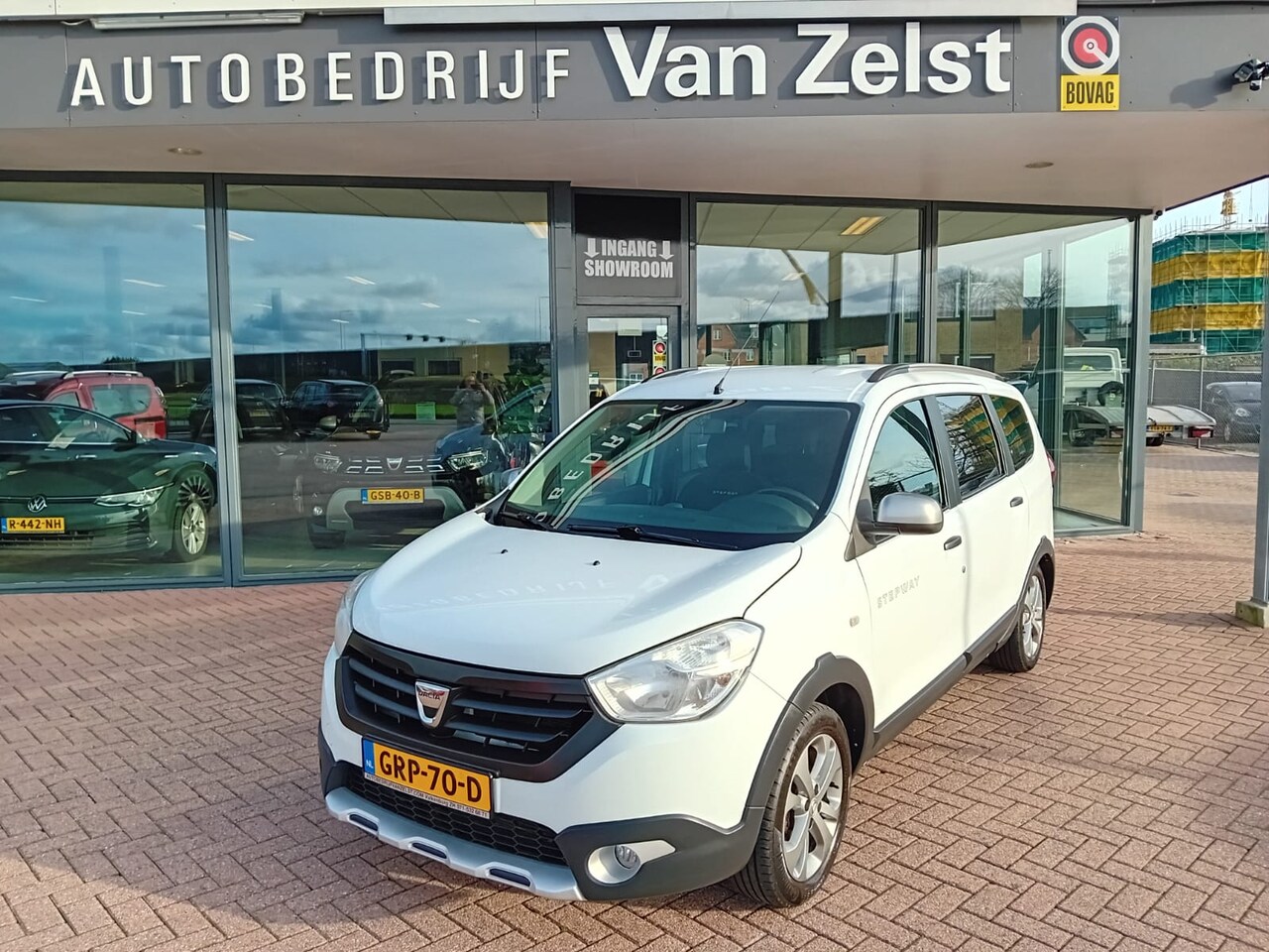 Dacia Lodgy - 1.2 TCe Stepway 7p. Airco, Multimediasysteem, Bluetooth telefoonverbinding, Cruise control - AutoWereld.nl