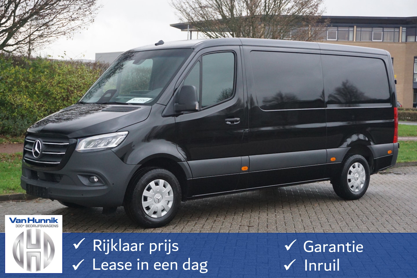 Mercedes-Benz Sprinter - 317CDI Pro L2H1 10.25" Mbux Navi, Cam, Gev. Stoel, 3.5T Trekhaak, LED!! NR. 664 - AutoWereld.nl