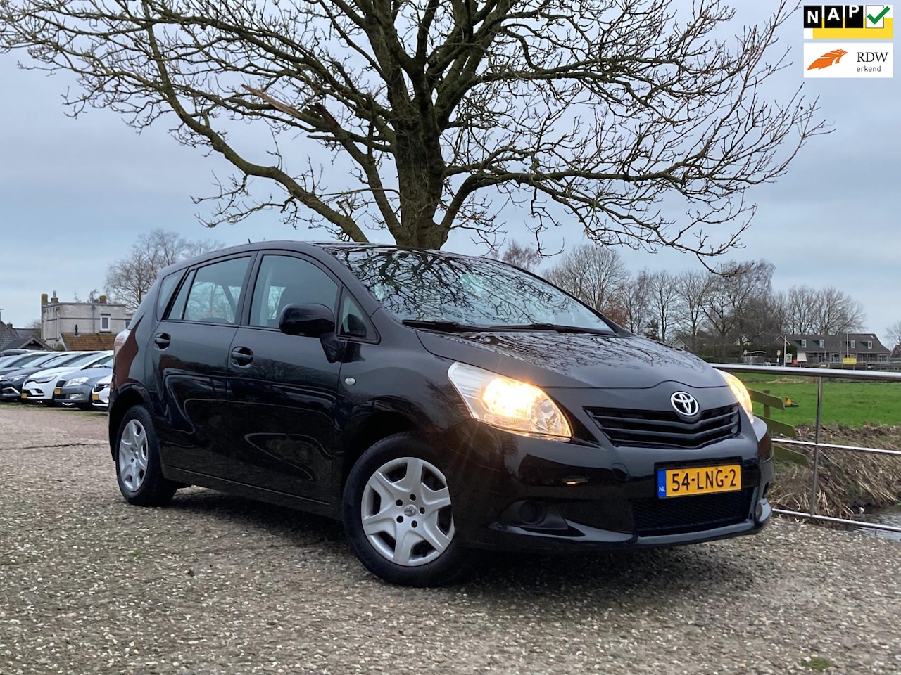 Toyota Verso - 1.6 VVT-i Comfort | Met Airco nu € 5.975,-!!! - AutoWereld.nl