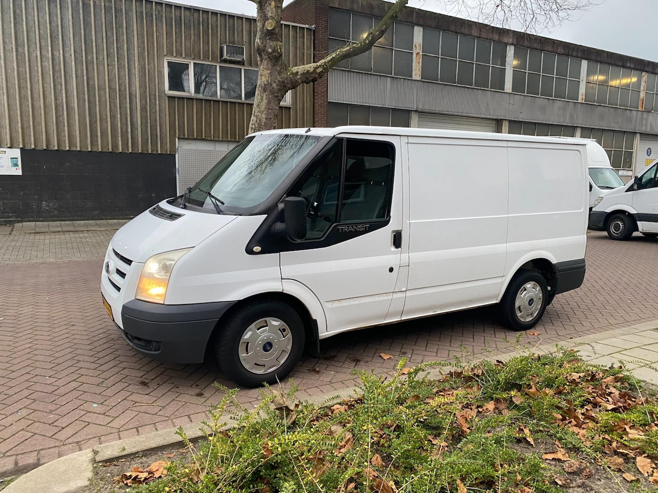 Ford Transit - 260S 2.2 TDCI SHD * Airco * 116 PK * APK 1-9-2025 * Airbag * Elek Ramen * 2009 * - AutoWereld.nl