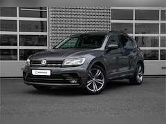 Volkswagen Tiguan - 1.5 TSI ACT Highline Business R Automaat | Camera | Navi |