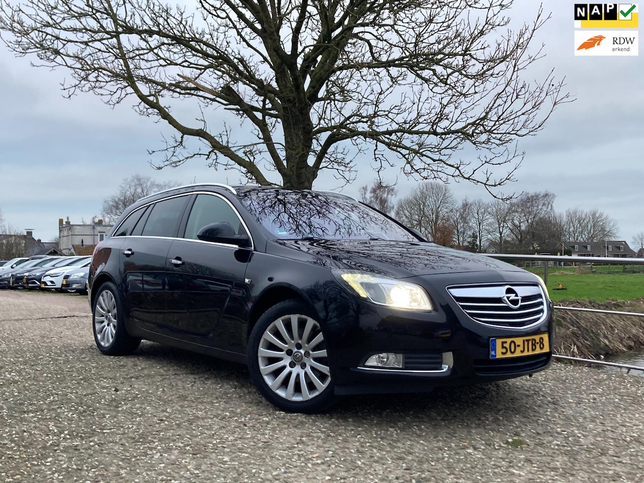 Opel Insignia Sports Tourer - 2.0 T Executive | Automaat + Leder + Cruise nu € 5.975,-!!! - AutoWereld.nl