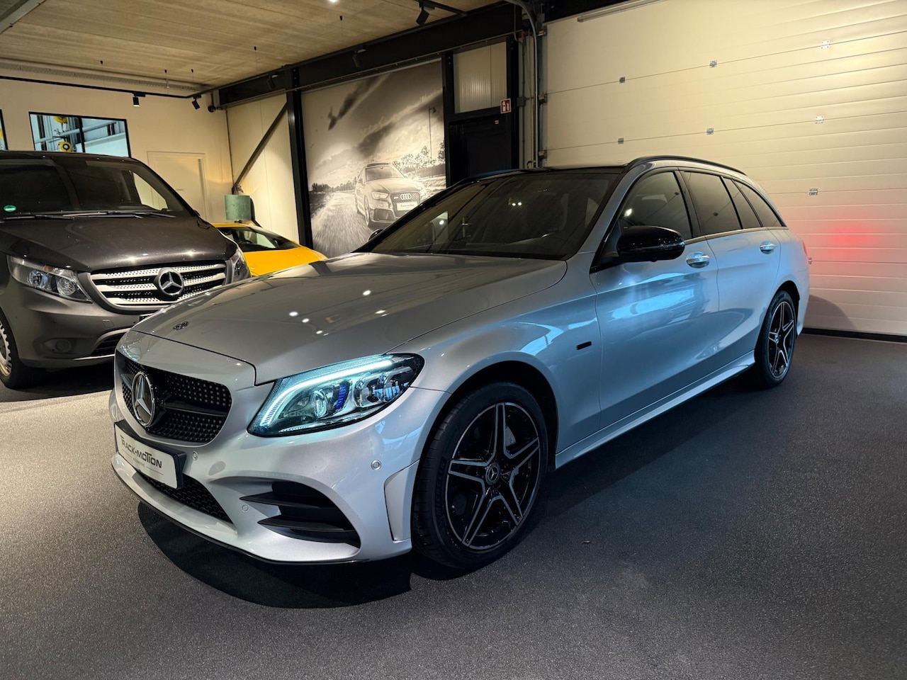 Mercedes-Benz C-klasse Estate - 300 e Business Solution AMG Limited 300 e Business Solution AMG Limited - AutoWereld.nl