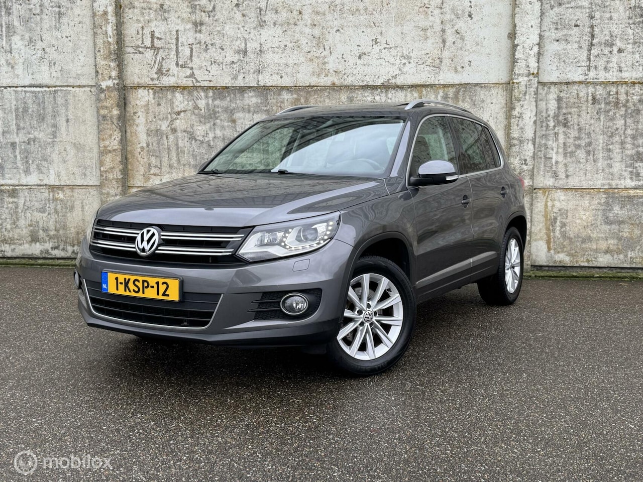 Volkswagen Tiguan - 1.4 TSI Sport&Style/LED/Trekhaak/Pano! - AutoWereld.nl