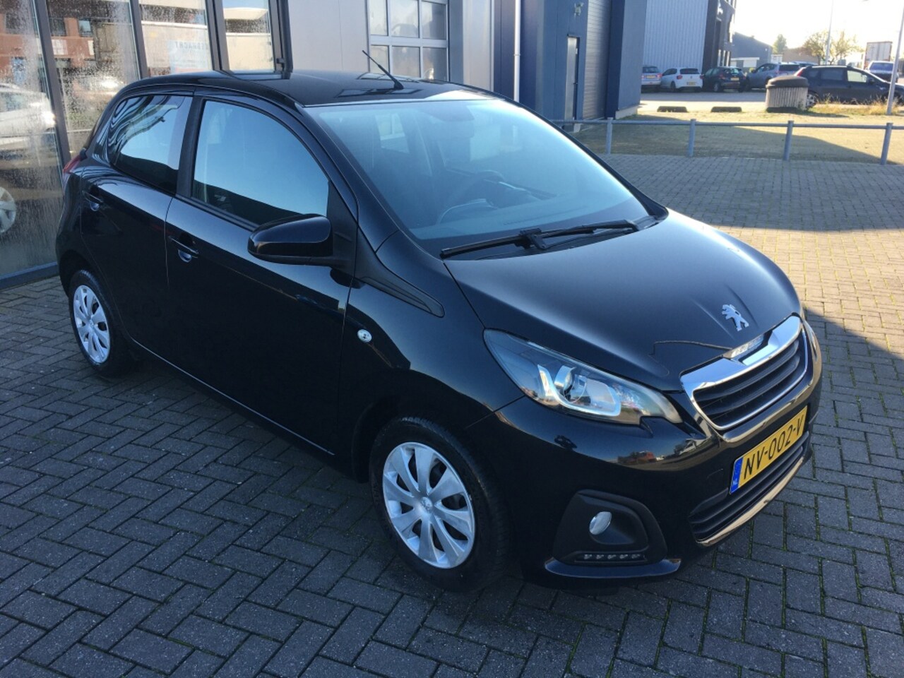 Peugeot 108 - 1.0 e-VTi Blue Lion 1.0 e-VTi Blue Lion - AutoWereld.nl