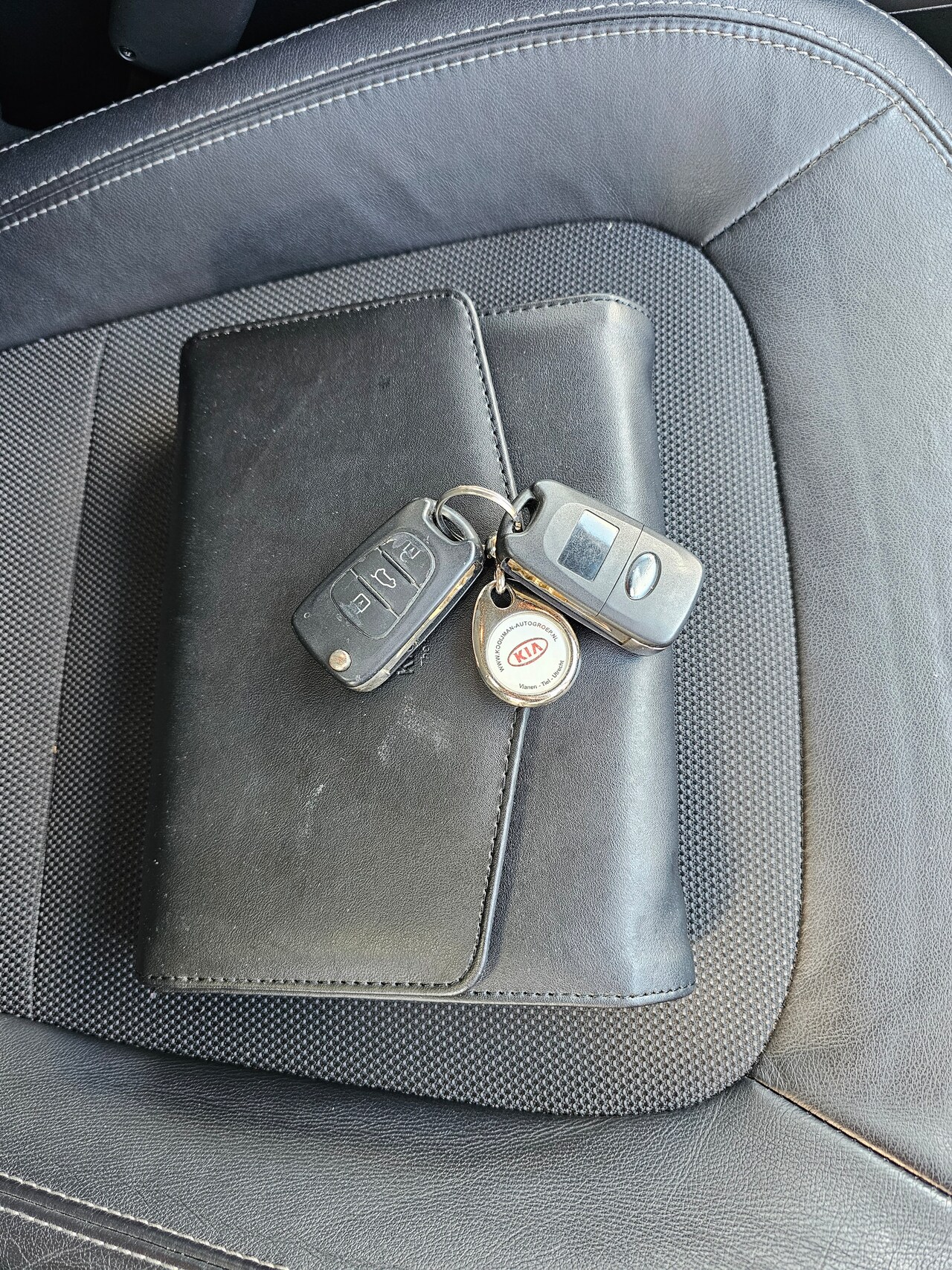 Kia Sportage - 1.6 GDI X-ecutive Plus Pack 1e eigenaar! Dealer onderhouden!