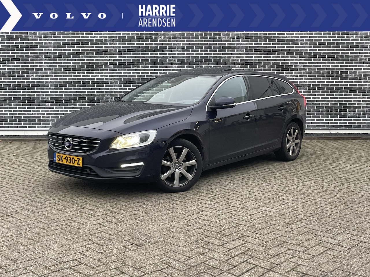 Volvo V60 - 1.5 T3 Polar+ | Adaptieve Cruise Control | Schuif/Kanteldak | Keyless entry - AutoWereld.nl