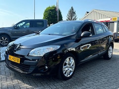 Renault Mégane Estate - 1.6 Expression 2012 Zwart Navigatie