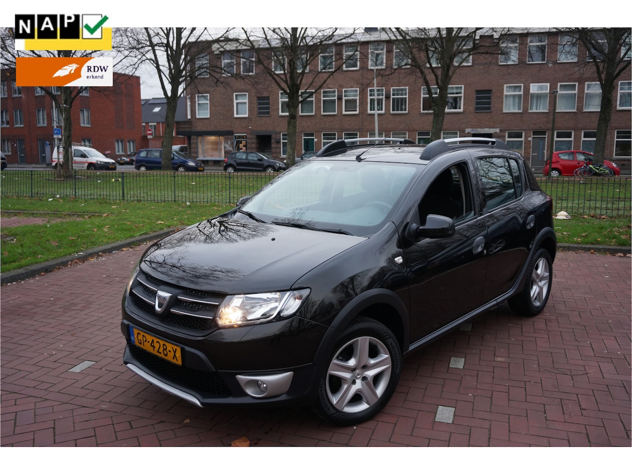 Dacia Sandero Stepway - 0.9 TCe Lauréate NL AUTO ORG KM MET NAP...... - AutoWereld.nl