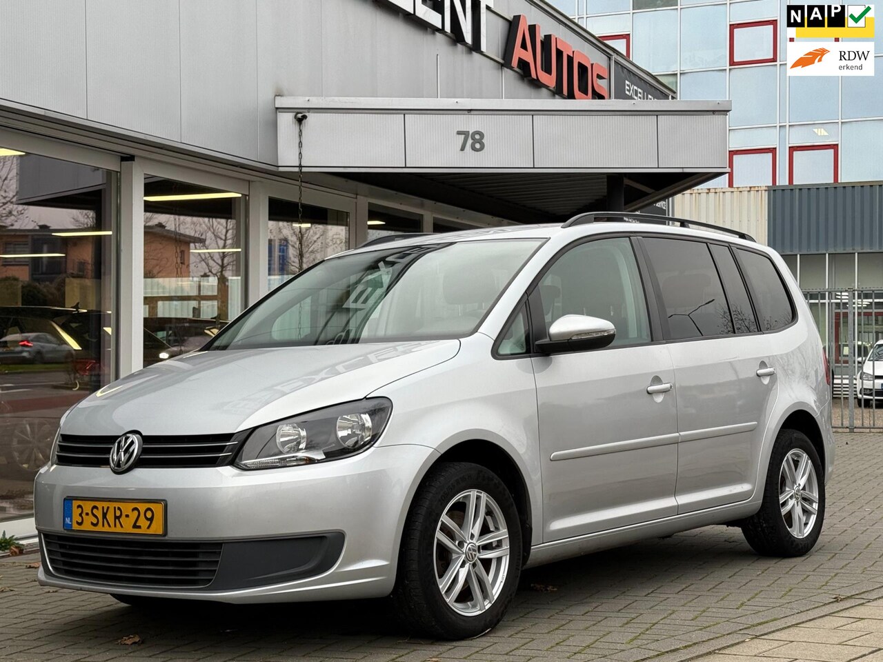 Volkswagen Touran - 1.2 TSI Comfortline BlueMotion 7p. 1.2 TSI Comfortline BlueMotion 7p. - Navigatie - AutoWereld.nl