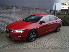 Opel Insignia Grand Sport - 2.0 Turbo Ultimate Autom Leder Sportst Stoel/Stuurverw Adaptieve Cruise Navi Camera Head-U