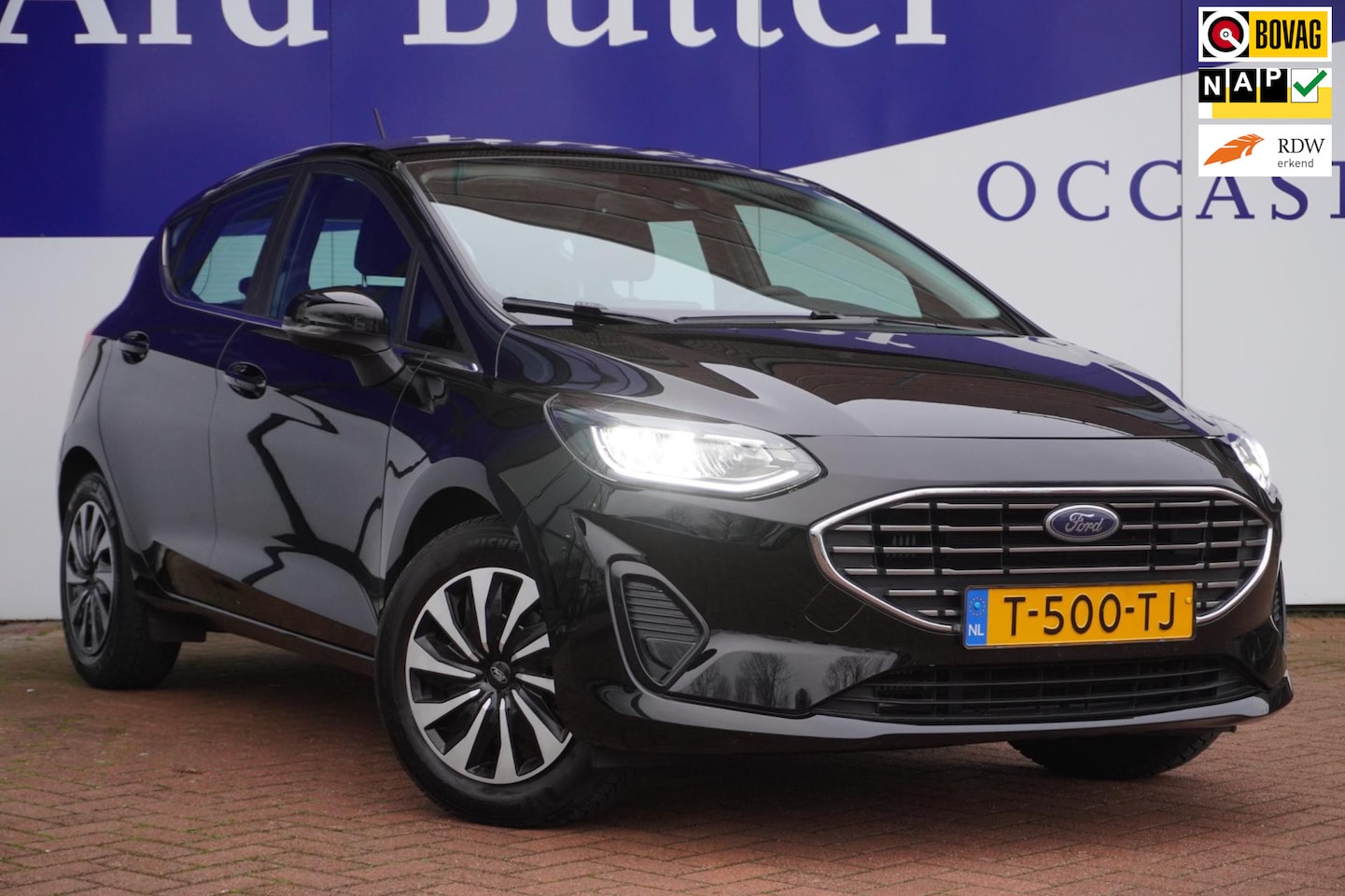 Ford Fiesta - 1.0 EcoBoost Hybrid Titanium / LED / WinterPakket / CarPlay / ECC / = SUPER !! - AutoWereld.nl