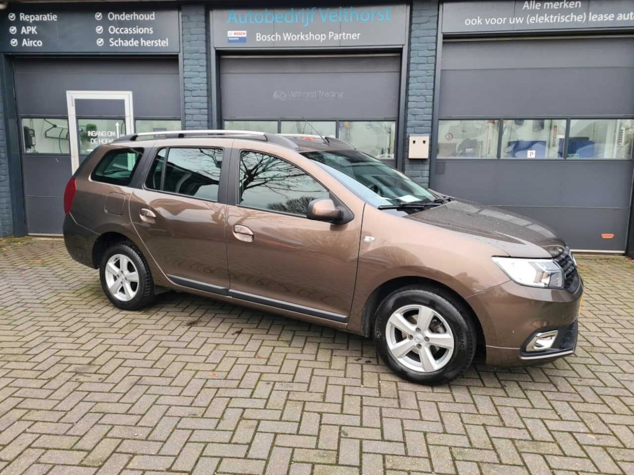 Dacia Logan MCV - 0.9 TCe LPG G3 BiFuel Lau. - AutoWereld.nl