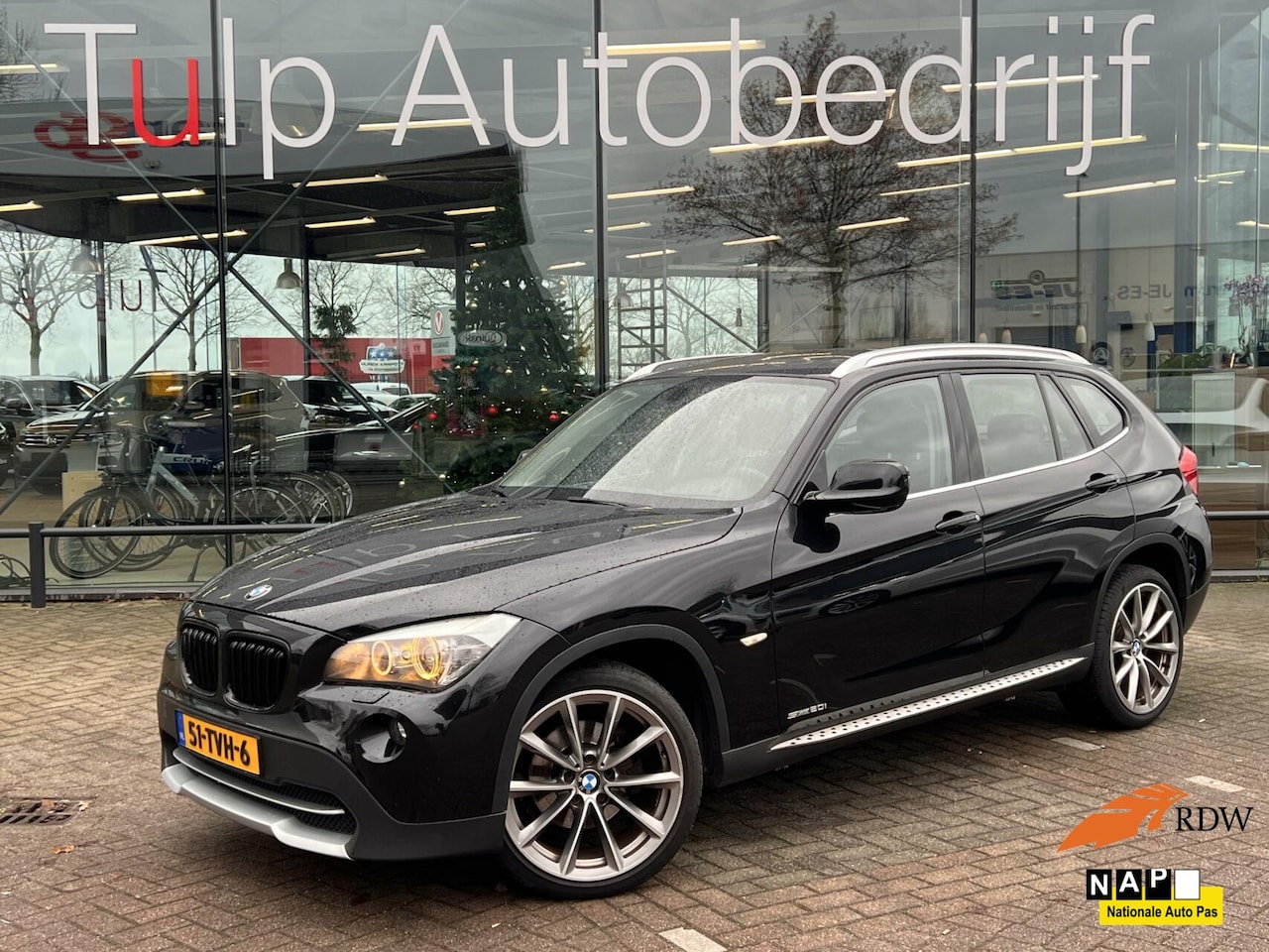 BMW X1 - sDrive20i Business Dak Clima Cruise Trekhaak NAP Mooi - AutoWereld.nl