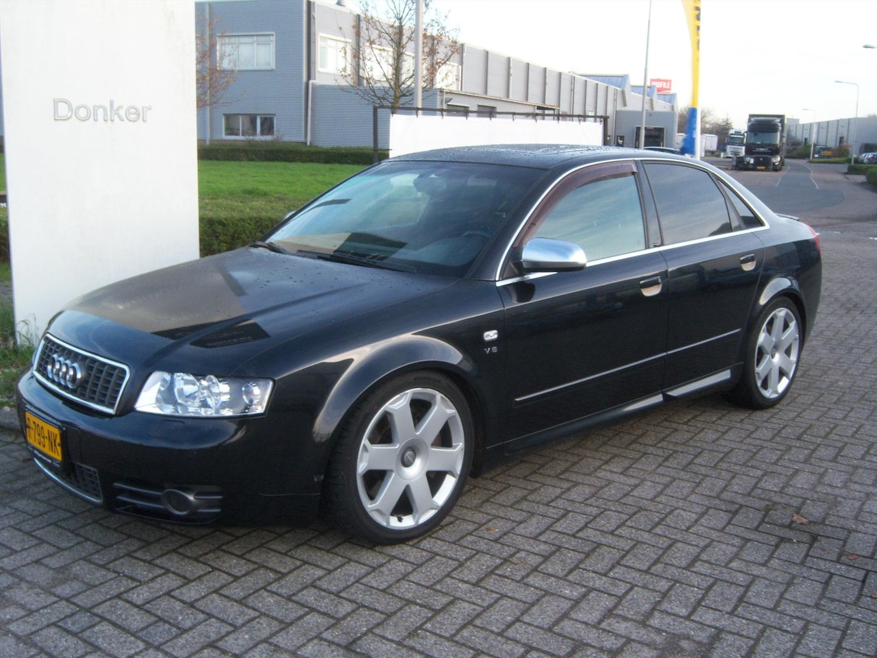 Audi V8 - Audi 4.2 S4 Automaat parkeersensoren V + A - AutoWereld.nl