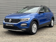 Volkswagen T-Roc - 1.5 TSI Style Automaat / Parkeercamera / Volledig digitaal dashboard / Electrische achterk