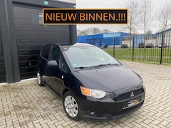 Mitsubishi Colt - 1.1 Edition Airco Stoelverwarming Lage KM