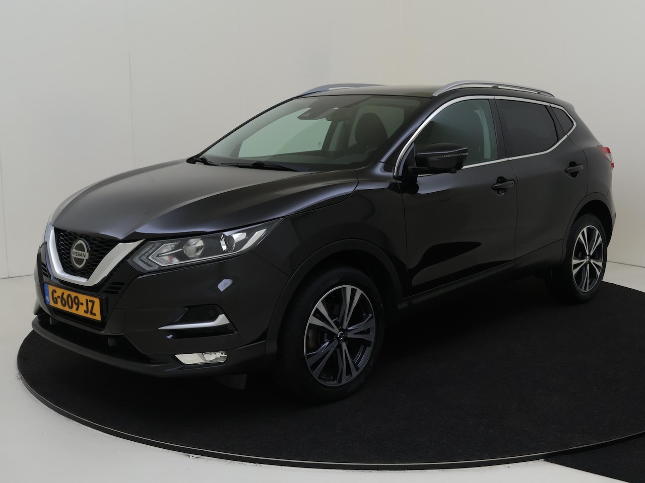 Nissan Qashqai - 1.3 - 140PK DIG-T N-Connecta | 360 Camera | Panorama-dak | Navigatie | Climate Control | L - AutoWereld.nl