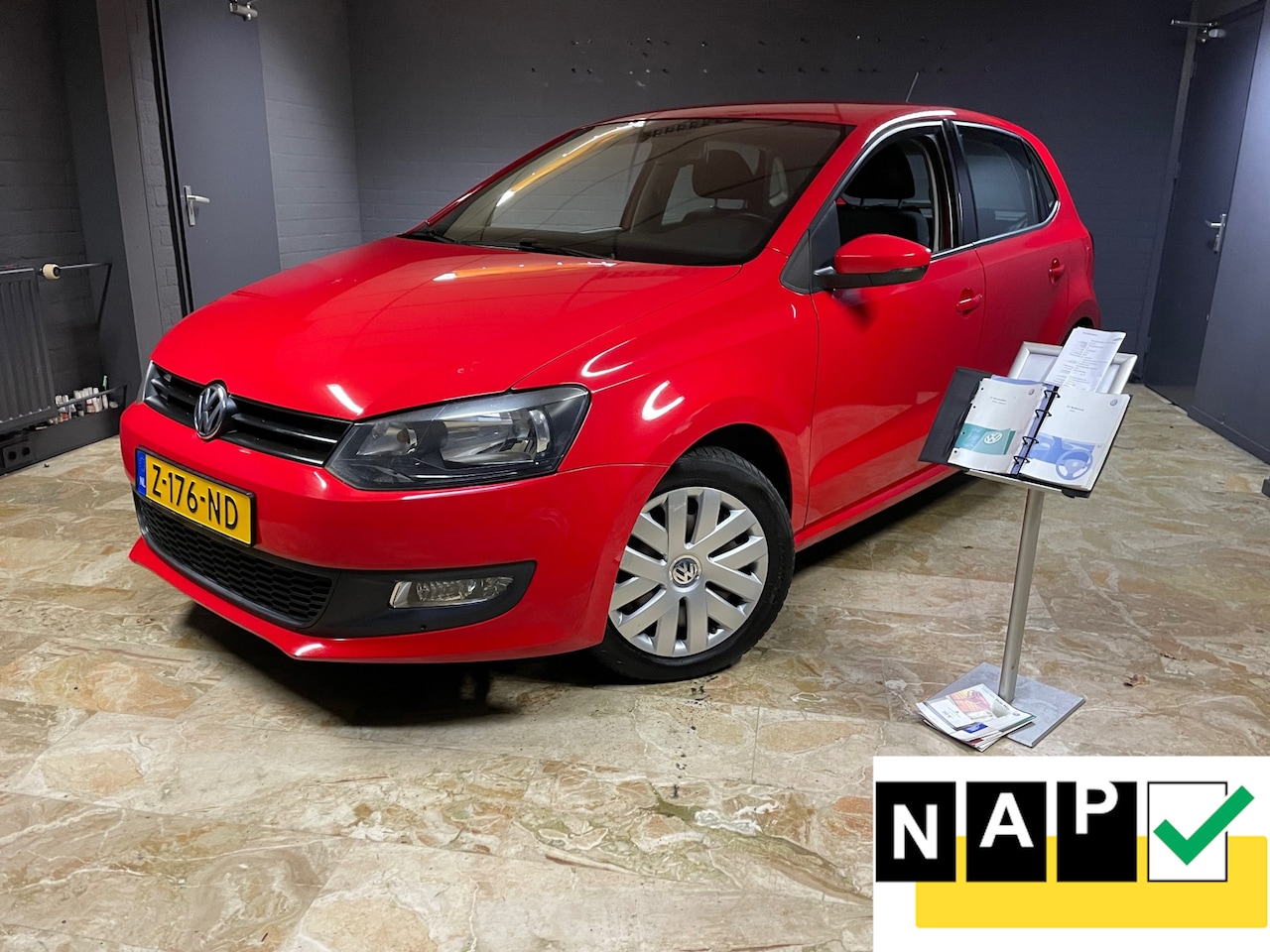 Volkswagen Polo - 1.2- TSI Easyline - AutoWereld.nl