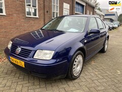 Volkswagen Bora - 1.6-16V Comfortline Bj 2002 Airco, Cruise, APK TOT 04-2025 inruil is mogelijk